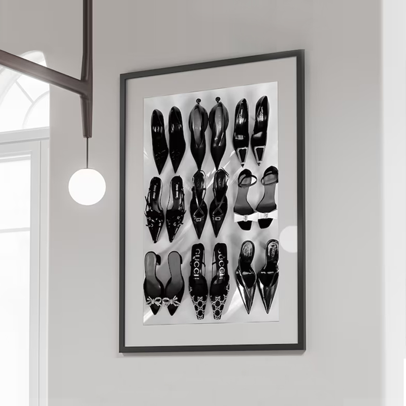 Vintage Vogue Fashion Poster - โปสเตอร์ศิลปะรองเท้าส้นสูงสีดำขาวสุดหรู สไตล์มินิมอล Y2K ภาพวาดบนผ้าใบ ภาพถ่ายวินเทจ แฟชั่น