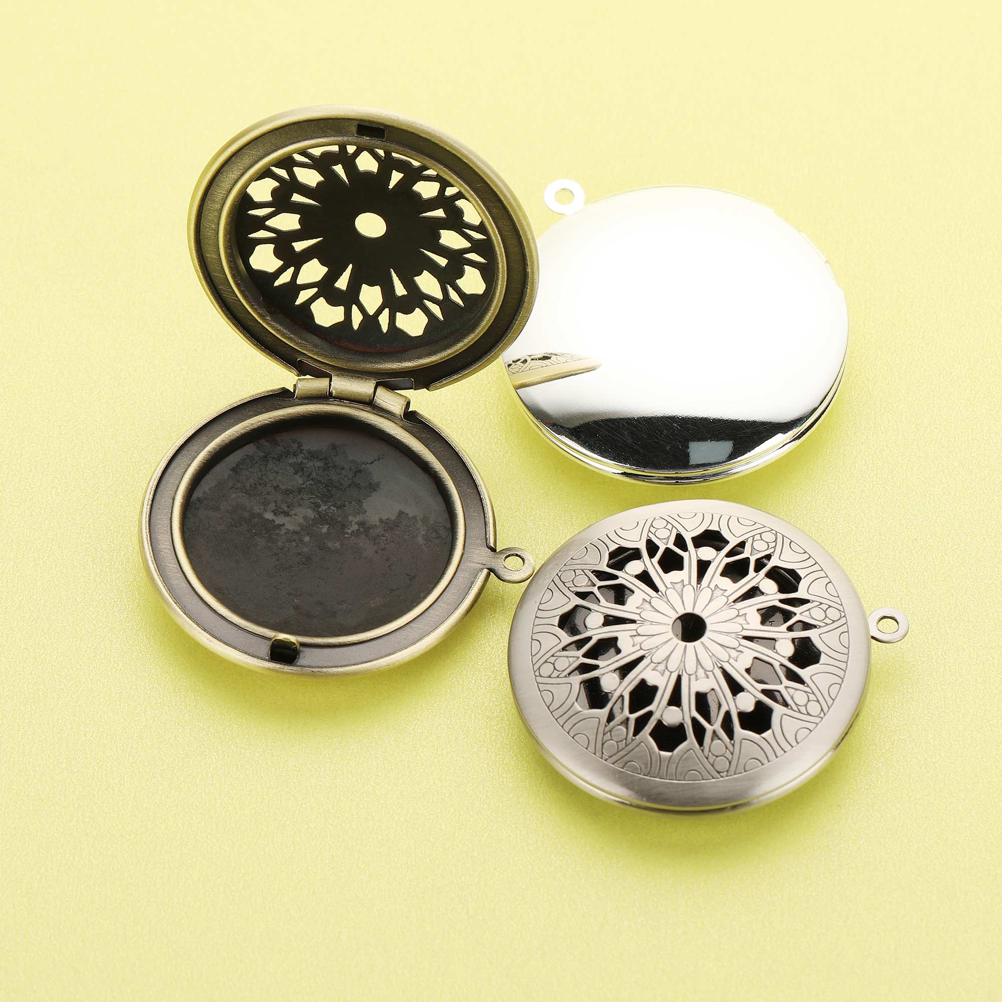 Vintage Fashion Icons - 5Pcs 31มม.รอบ Filigree Photo Locket,Keepsake Antiqued