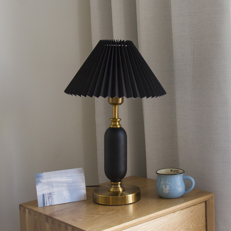 Vintage Fashion Eu - Vintage Home แฟชั่นตารางโคมไฟห้องนอนโมเดิร์นห้องพักโรงแรมจีบข้างเตียงโคมไฟตกแต่ง