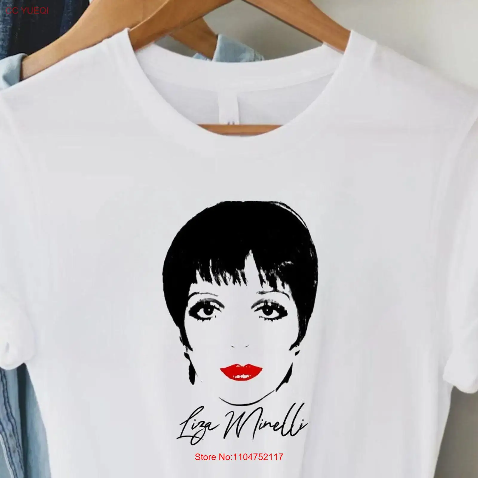Vintage Fashion Icons - เสื้อยืด Liza Minnelli Iconic ที่เป็นที่รักของคนรักความบันเทิง เสื้อผ้าดีไซเนอร์สไตล์วินเทจที่ผ่านการฟอกสี