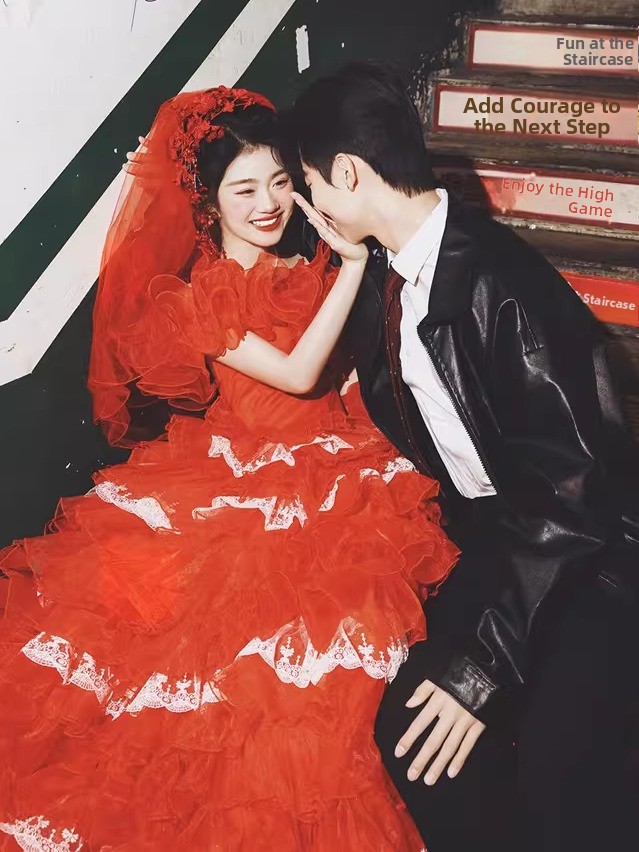 ชุดแต่งงานสไตล์วินเทจสีแดง แฟช - Vintage Fashion Photographers บทวิจารณ์และราคา
