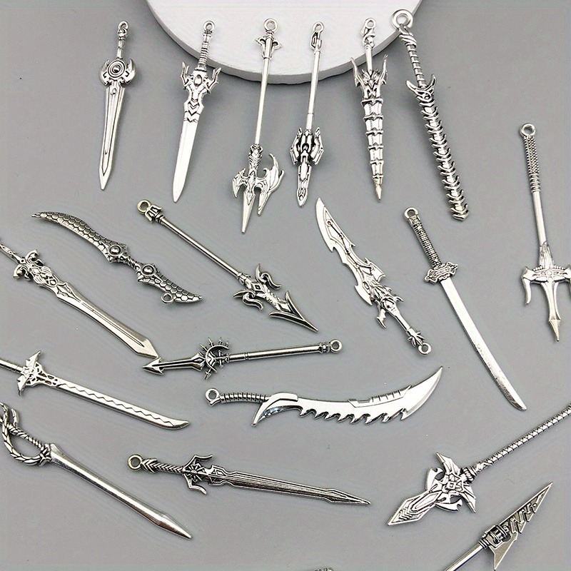 จี้อาวุธมินิสไตล์เรโทรแบบสุ่ม  - Vintage Fashion Jewelry Necklaces บทวิจารณ์และราคา